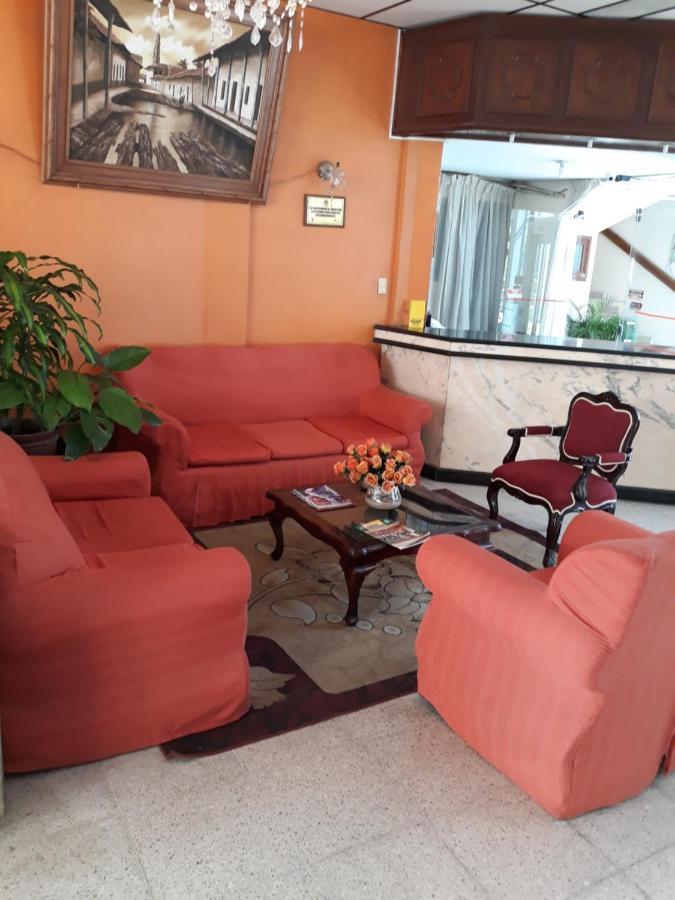 Hotel Viru Viru 1 Санта-Крус-де-ла-Сьерра Экстерьер фото