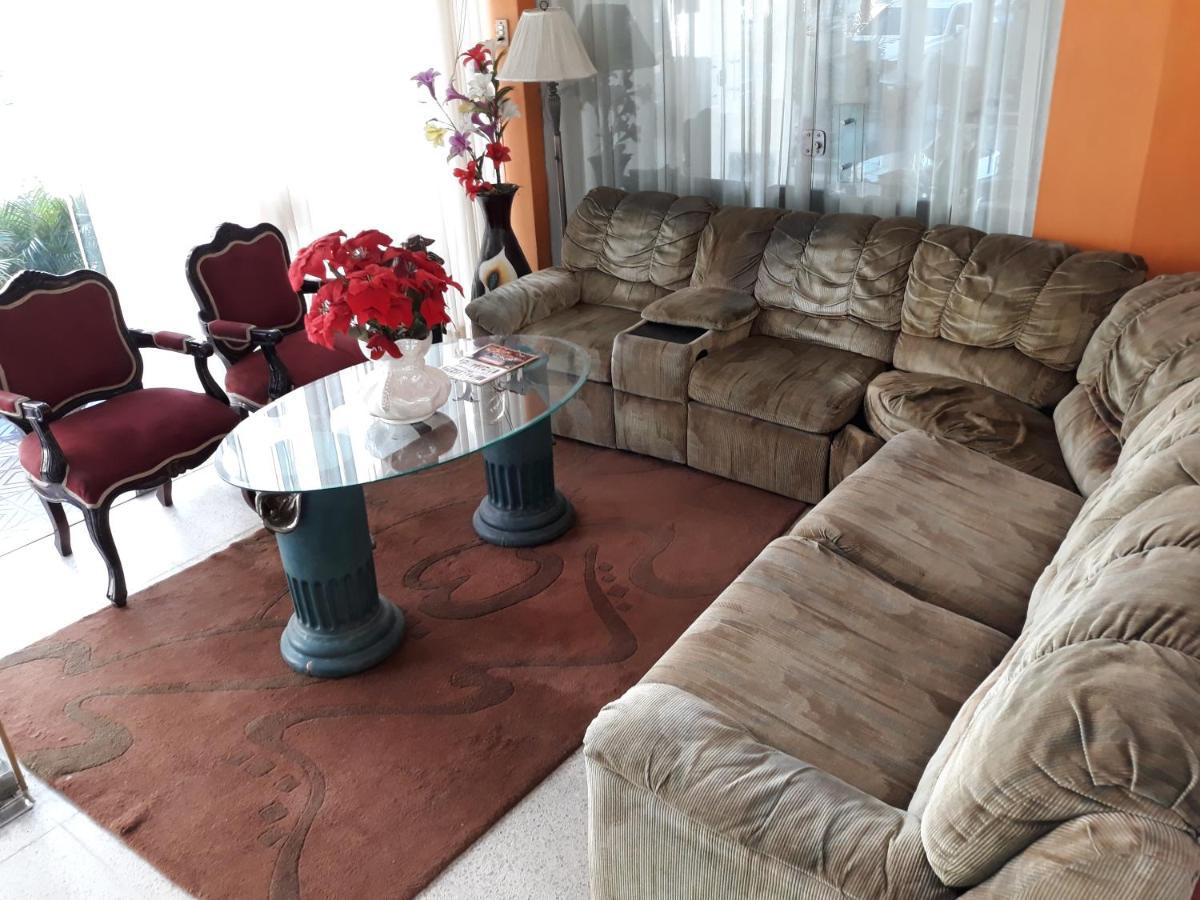 Hotel Viru Viru 1 Санта-Крус-де-ла-Сьерра Экстерьер фото