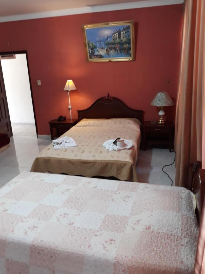 Hotel Viru Viru 1 Санта-Крус-де-ла-Сьерра Экстерьер фото