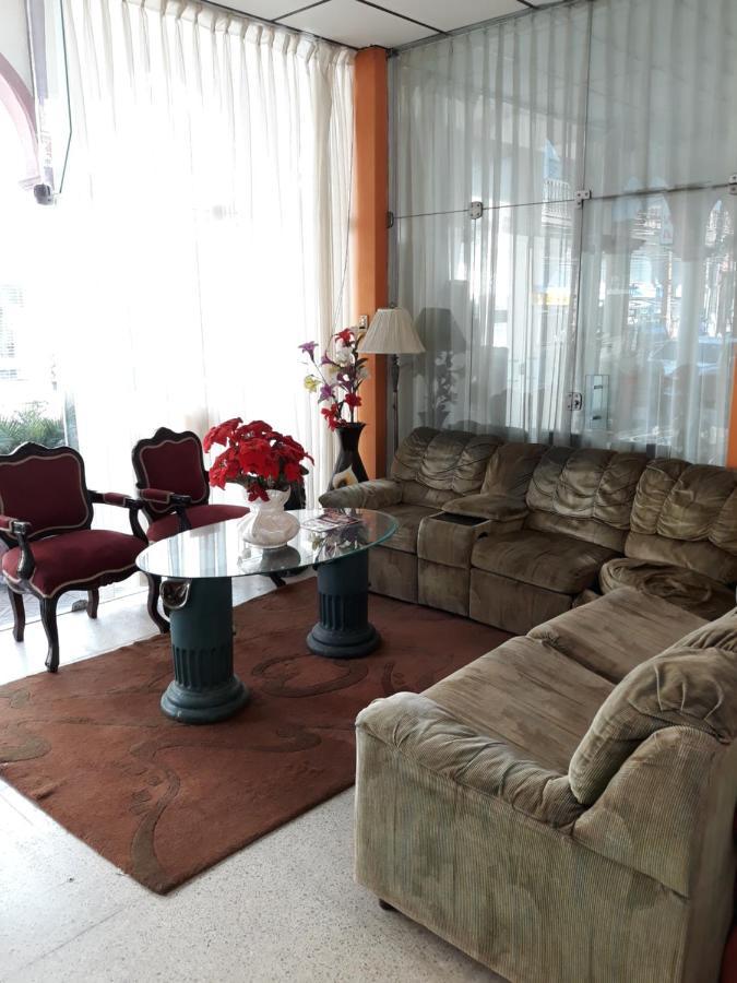 Hotel Viru Viru 1 Санта-Крус-де-ла-Сьерра Экстерьер фото