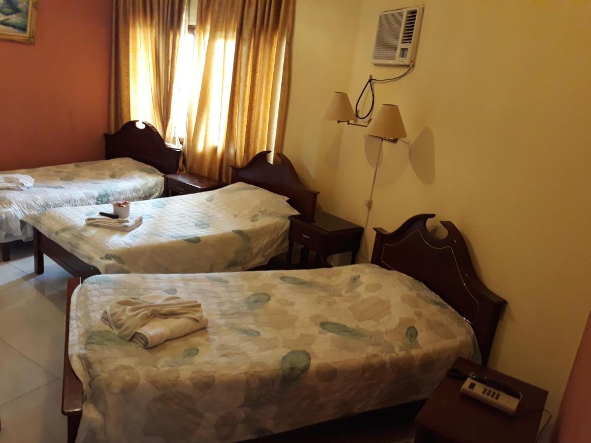 Hotel Viru Viru 1 Санта-Крус-де-ла-Сьерра Экстерьер фото